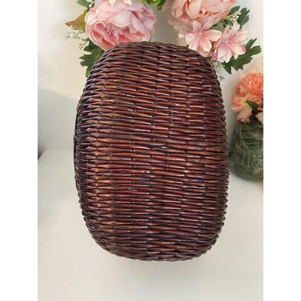 Vintage Chinese Woven Willow Basket With Wood Handles 12